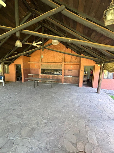 Venta Quinta, Pileta, Quincho Barrio El Remanso.