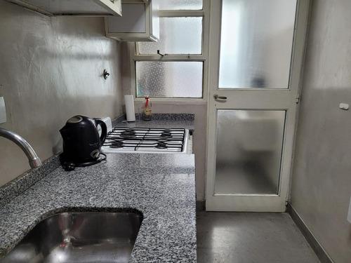 Alquiler Ó Venta! 2 Ambientes -a Media Cuadra De La Ub !