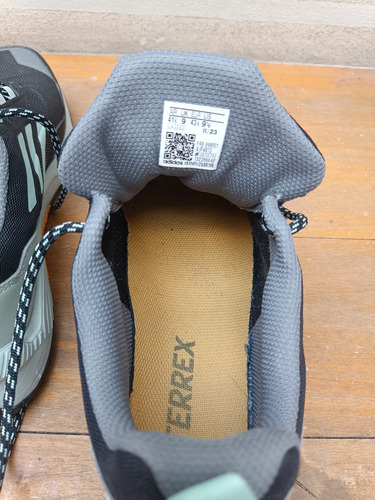Zapatillas Hombre Adidas Terrex Traxion (Usado)