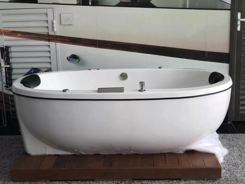 Banheira Jp Oval Fibra De Vidro 1,90 X 1,09 Branco.