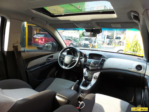 Imagen 19 de 25 de Chevrolet Cruze