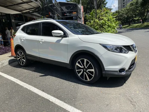 Nissan Qashqai 2.0 Esclusive At 4x4 2015