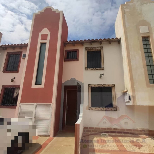 Imagen 2 de 14 de Atenas Inmobiliaria, Vende Twonhouse Cr Agua Marina Lecheria