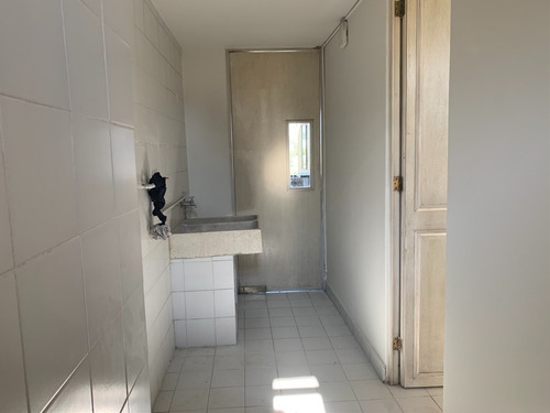 Imagen 21 de 27 de Cómodo Departamento A La Venta En Pórticos