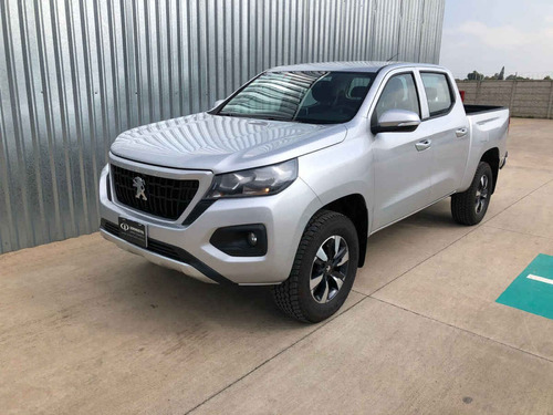 Imagen 1 de 15 de Peugeot Landtrek 2021 4p Allure L4/2.4/t Aut
