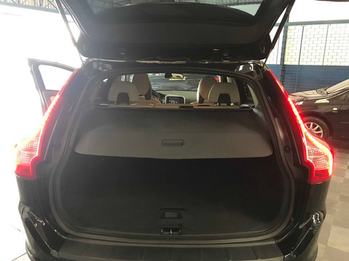 Volvo Xc60 2.0 T5 R Design Turbo Gasolina 4p Automático