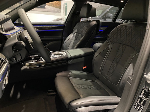 BMW Serie 7 4.4 750i Pure Excelence