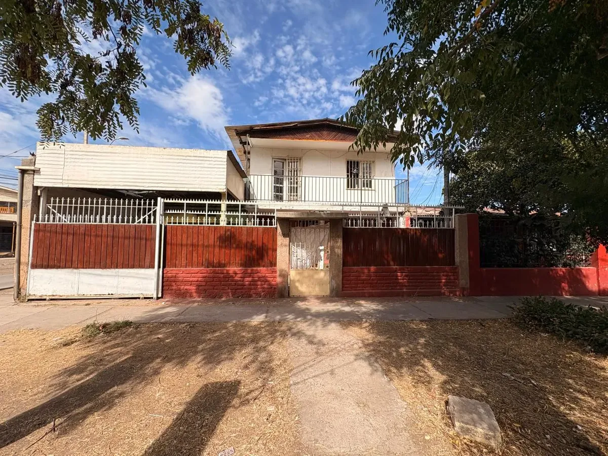 Imagen 1 de 27 de Casa Esquina Con Gran Potencial En Estacion Central