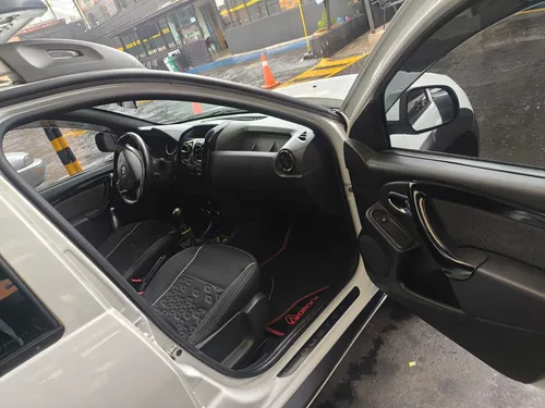 Renault Duster Oroch 4x2 2000cc Mt Aa