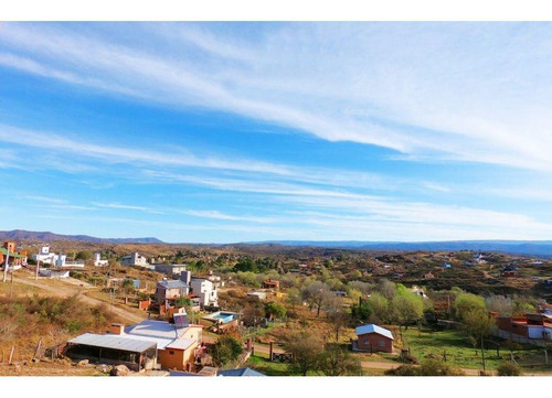 Casa En Venta 3 Dormitorios, 2 Baños, Vista. Estancia Vieja, Villa Carlos Paz.
