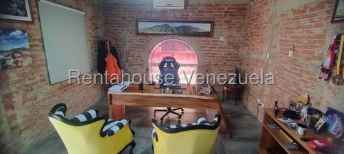Sq Casa Comercial En Venta En La Castellana D25-21146s