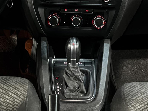 Volkswagen Jetta 2.0 Comfortline