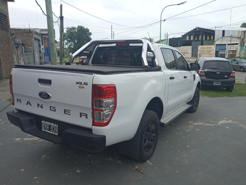 Imagen 4 de 9 de Ford Ranger 2015 3.2 Cd 4x2 Xls At Tdci 200cv