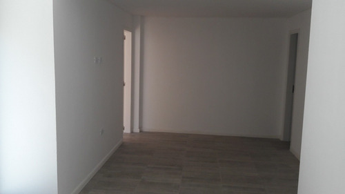Imagen 3 de 12 de Vendo Ph 2 Ambientes Zona San Jose