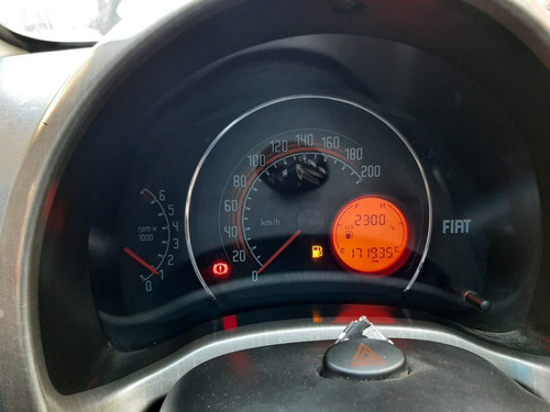 Imagem 8 de 9 de Fiat Uno Way 1.4