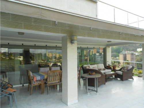 Vendo Casa 1100m2, 5h/7b/8p Cerro Verde 5433