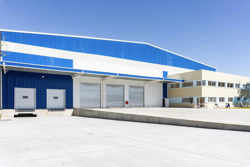 Importante Deposito De 12000 M2 A Tan Solo 100 Mts De Panamericana, Garin