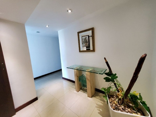 Imagen 9 de 26 de Maria Emilia Vende 04246447007