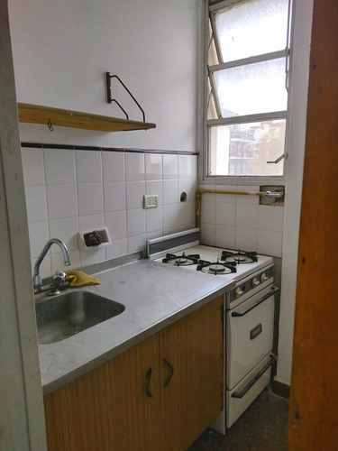 Imagen 9 de 10 de Departamento 3 Ambientes, Villa Del Parque, Excelente Zona