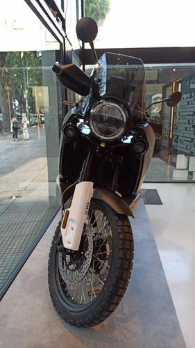 Imagen 2 de 25 de Husqvarna Norden 901 0km Palermo Bikes