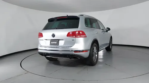 Volkswagen Touareg 4.2 V8 R-LINE