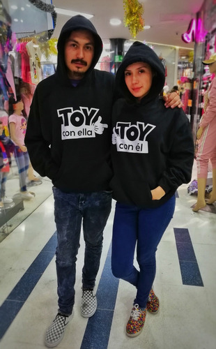 Busos Toy Con Ella Toy Con Él Pareja