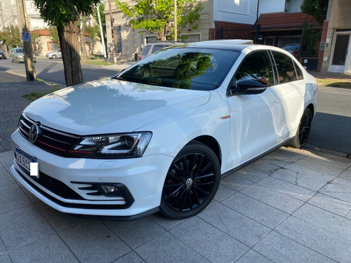 Volkswagen Vento 2.0 Tsi Gli 211cv App Connect + Nav