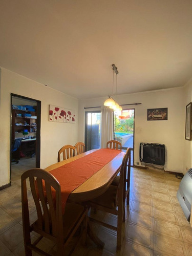 Imagen 6 de 23 de Excelente Casa De 5 Ambientes.
