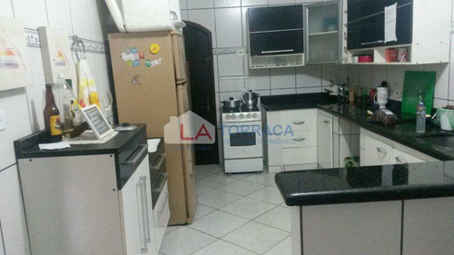 Imagem 9 de 19 de Ref 12925 - Casa 3 Dorm - Piscina - 4 Vagas - Otimo Preço ! - V12925