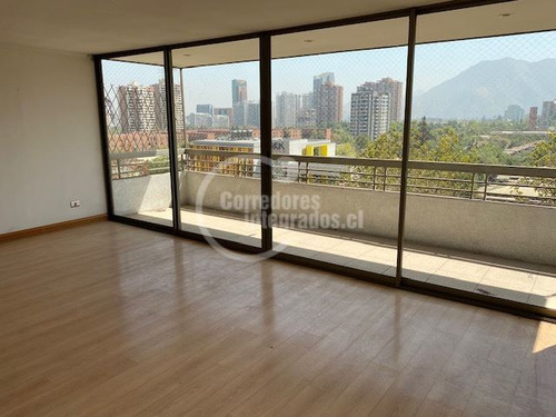 Departamento En Venta De 4 Dorm. En Las Condes Los Militares