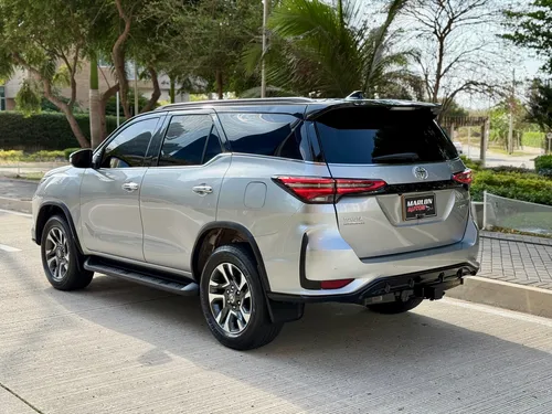 Toyota Fortuner 2.8l