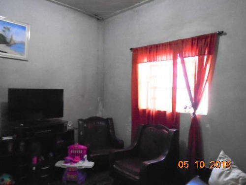Imagem 2 de 11 de Casa Para Venda Em Araras, Jardim Belvedere, 3 Dormitórios, 1 Banheiro, 2 Vagas - F3083_2-806201