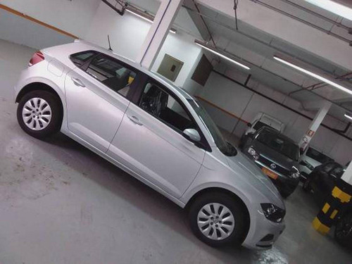 Volkswagen Polo 1.0 Mpi Total Flex Manual