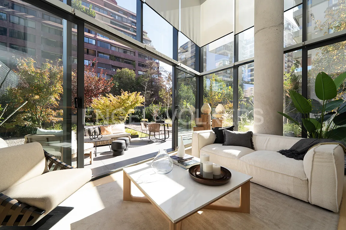 Imagen 2 de 22 de Departamento Dúplex Con Jardín En Pleno Barrio El Golf