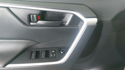 Toyota RAV4 2.5 LE AUTO