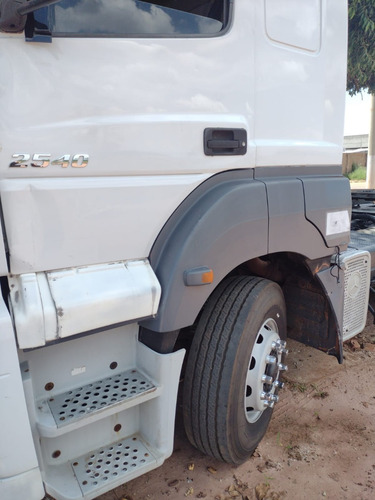 Imagem 18 de 19 de Caminhão Mb 2540 6x2 Ótimo De Pneus Motor Ótimo Ano 2010