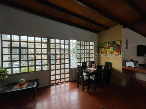 Casa Comercial En Venta Ubicada En El Viñedo Excelente Oportunidad Para Restaurante O Negocio Fmp