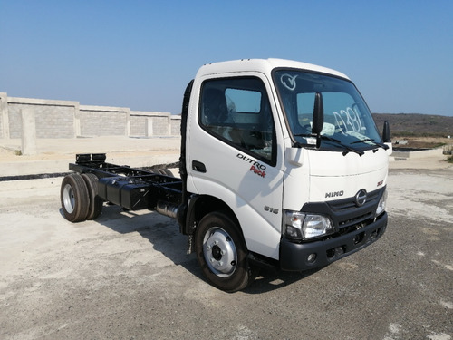 Hino Dutro Pack 3.3 Toneladas 2022