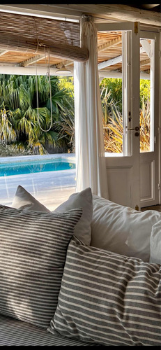 Espectacular Casa Piscina Climatizada 30' De Punta Del Este