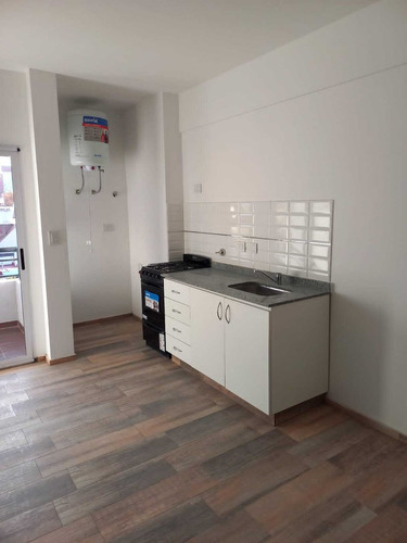 Departamento  En Venta En Caseros, Tres De Febrero, G.b.a. Zona Oeste