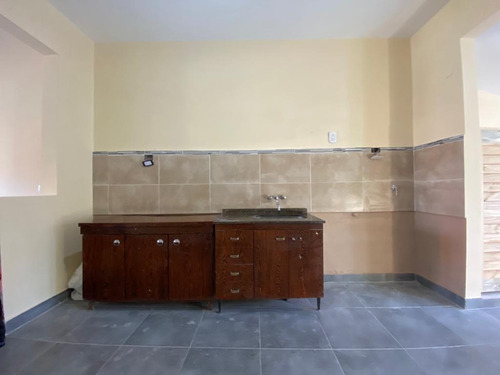 Imagen 13 de 24 de Ph Tipo Casa En Venta En Merlo Norte Reciclada A Nueva