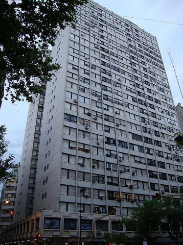Imagen 13 de 15 de Hermoso 3 Amb - Edificio Torre Galicia. Luminoso