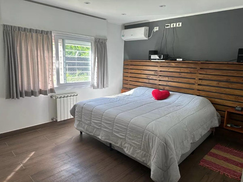 Casa Quinta En Venta - 2 Dormitorios 2 Baños - 1.500mts2 - Chivilcoy