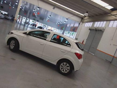 Chevrolet Onix 1.0 Mpfi Lt 8v Flex 4p Manual