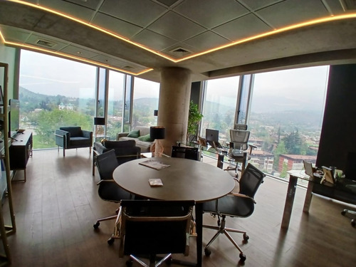 Excelente Oficina De 439m2 Habilitada En Excelente Sector