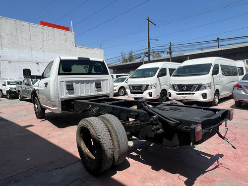 RAM 4000 5.7 Chasis Cabina Pl 4x2 Mt