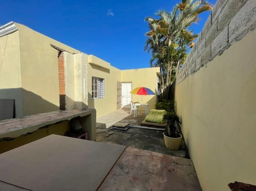Imagen 13 de 14 de Casa En Venta En Higuey, Urb, Sajour 3hab, 806m2 De Terreno
