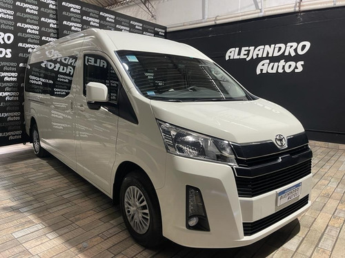 Imagen 2 de 16 de Toyota Hiace Commuter Gl 2022