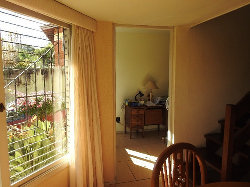 Casa Em Nonoai Com 3 Dormitórios - Lu266371