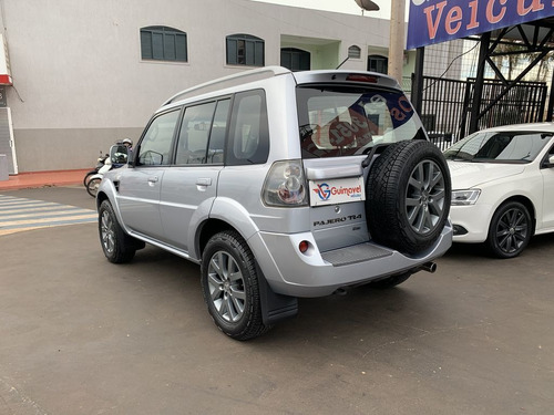Pajero Tr4 2.0 4x2 Flex Automático